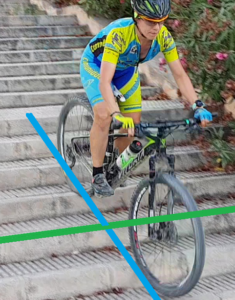 Técnica de descenso de escaleras en ciclismo de montaña - Tomar los escalones en perpendicular