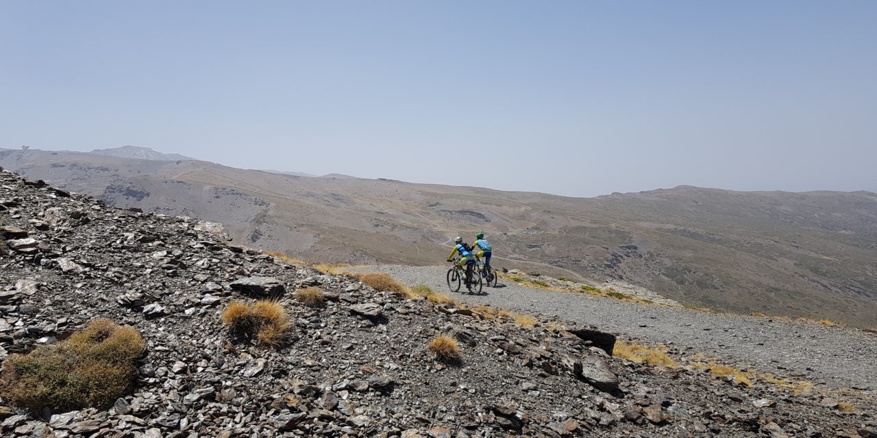 Ciclismo por Veleta en Sierra Nevada | Viaje 2 Autocaravana