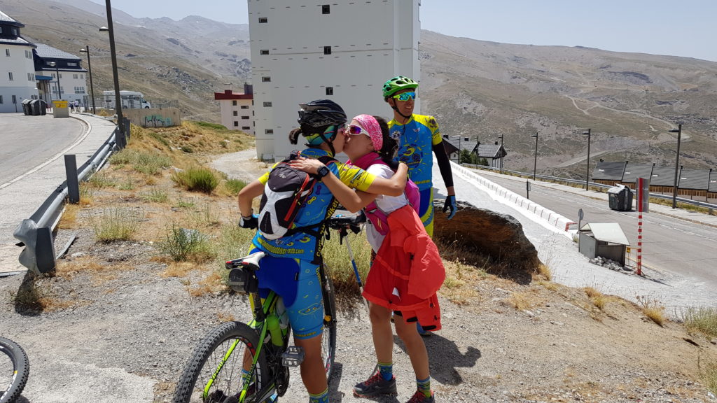 Ciclismo por Veleta en Sierra Nevada con autocaravana | Viaje 2 por Comunidad Biker MTB