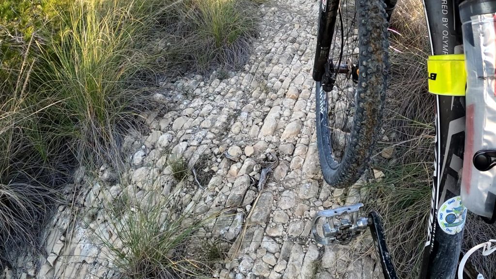 La ruta de exploración por la sierra de la Navela en Murcia, España por Comunidad Biker MTB